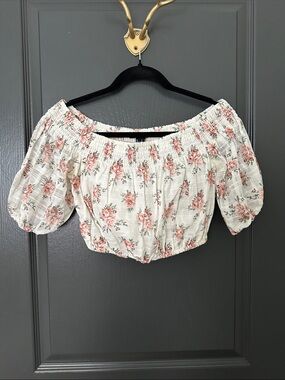 Floral Off-Shoulder Crop Top in Cream and Blush